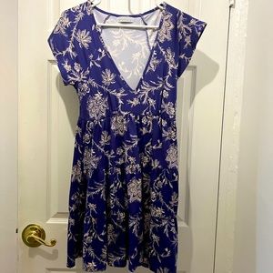 Urban outfitters fit and flare v neck purple floral dress